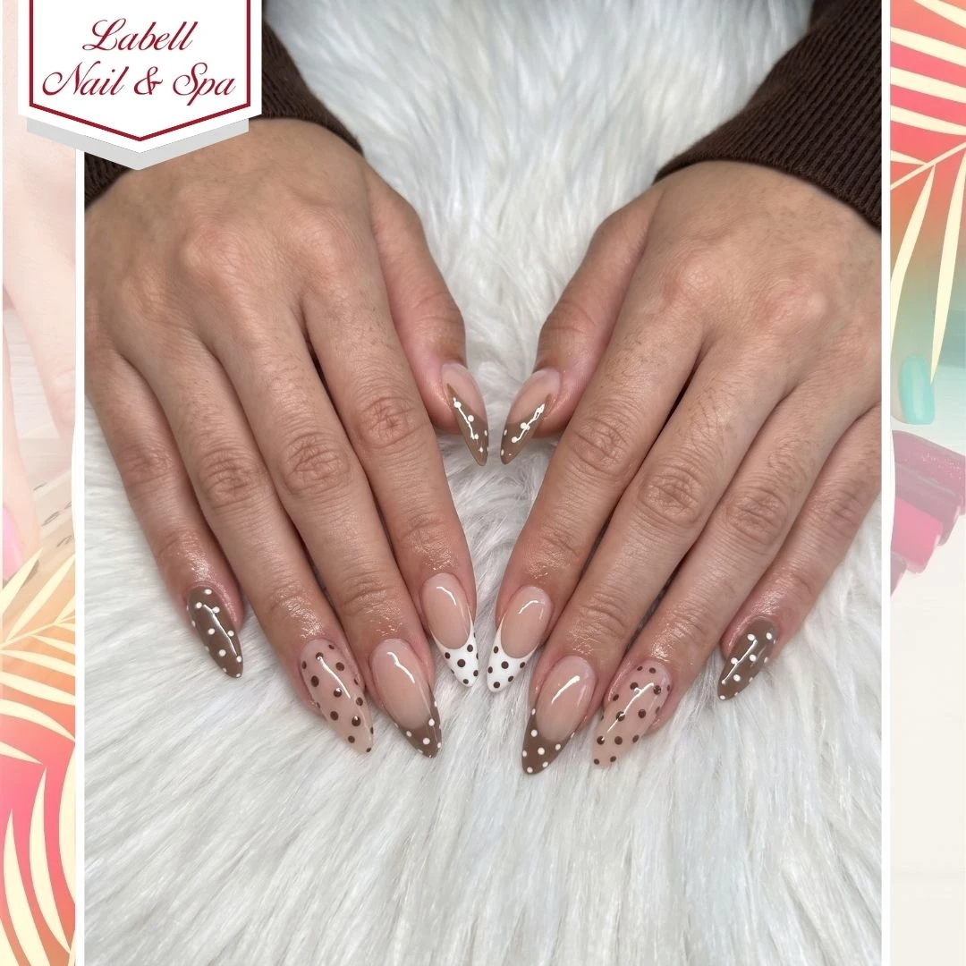 Ladies nails art